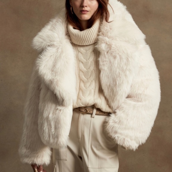 Limited Edition BANANA REPUBLIC luxurious Faux fur down coat. Women size S-M - Picture 1 of 9